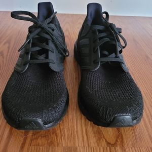 Adidas Ultra boost 20 triple black